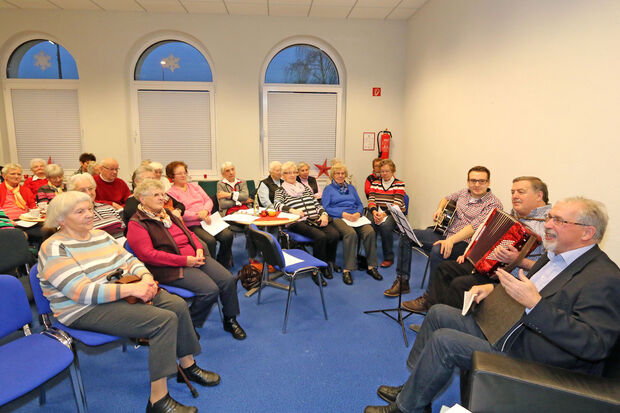 Adventssingen mit Hermann Arndt ARCHIVFOTO: ANDREAS DUNKER