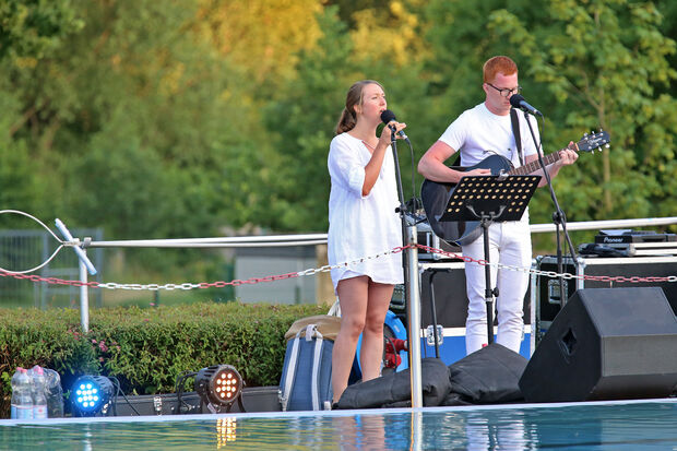 Zum Rahmenprogramm gehörten Live-Musik …