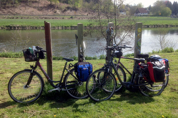 Entlang des Flusses führt der Ruhrtalweg als beliebter Fernwanderradweg FOTO: ANDREAS DUNKER
