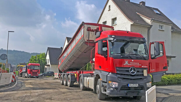 Die Asphaltierungsarbeiten der Rissenhofstraße sind abgeschlossen. FOTO: ANDREAS DUNKER