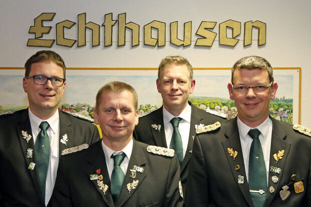 Der geschäftsführende Vorstand der Schützenbruderschaft St. Vinzentius Echthausen (von links): Kassierer Thomas Deux, Hauptmann Andreas Schacke, Schriftführer Thorsten Donner und Oberst Stefan Reszel ARCHIVFOTO: ANDREAS DUNKER