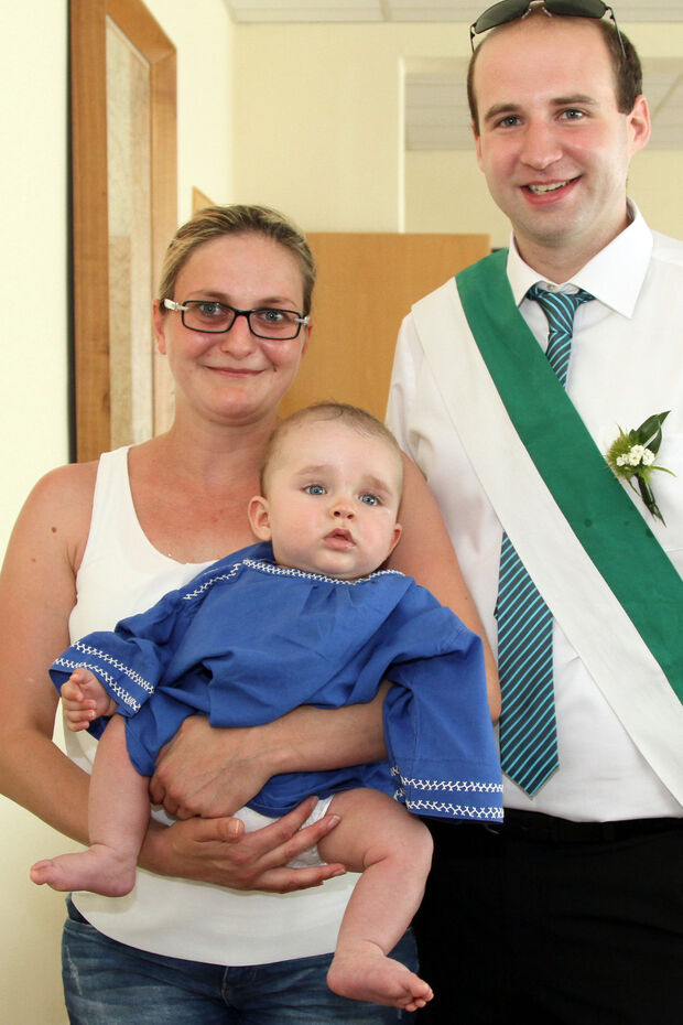 Kleiner Blaukittel mit Wickeder Eltern FOTO: ANDREAS DUNKER