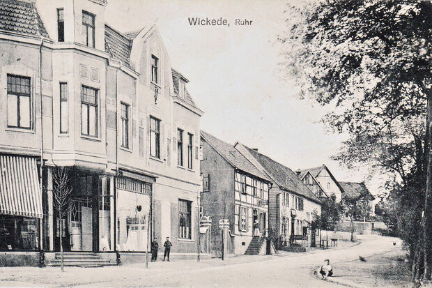 Eine alte Postkarte mit einer Teilansicht der Wickeder Ortsmitte SAMMLUNG: ERICH MITSDÖRFFER, MÜNSTER