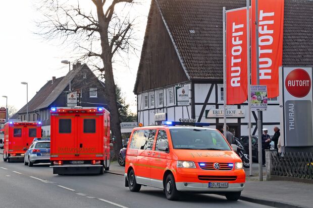 Unfall zweier Motorräder auf der Hauptstraße in Wickede FOTO: ANDREAS DUNKER