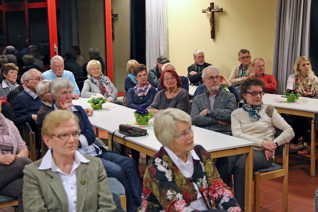 Zuhörer der Gemeinschaftsveranstaltung von Kolpingfamilie, Freundeskreis und CDU-Senioren-Union FOTO: ANDREAS DUNKER