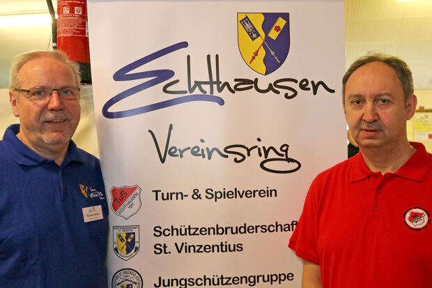 Die Initiatoren der „Echthausener Dorfmesse“ (von links): Rainer Belz und Detlef Eickenbusch FOTO: ANDREAS DUNKER